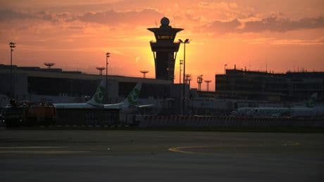 Grève des contrôleurs : le trafic aérien très perturbé jeudi à Paris et dans le Sud