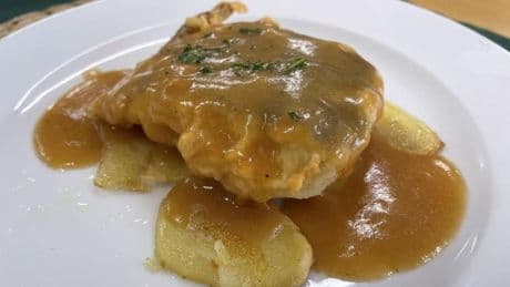 Los aprendices de chef que ofrecen una cocina rica y muy digna por 10 euritos de nada