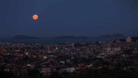 Luna de fresa: ¿Cuándo se podrá observar la luna llena de junio desde España?