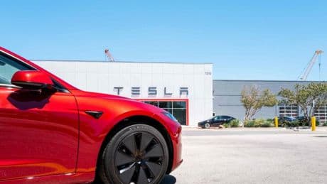 Samsung décroche le “contrat du siècle” avec Tesla