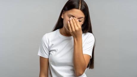 High cholesterol symptom 'almost always' appears in only one eye