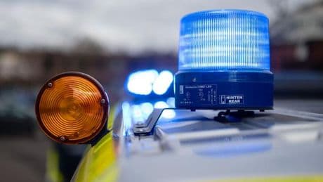 Kontrolle auf Landstraße: Auto bleibt liegen – Polizei findet Drogen