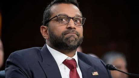 Beamte verklagen FBI-Direktor Kash Patel | US-News
