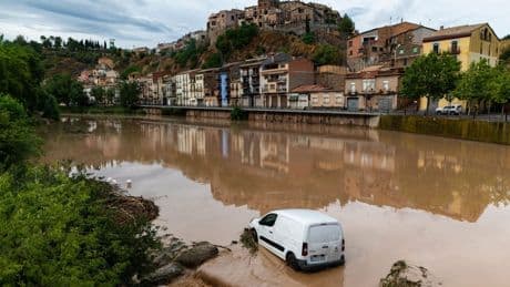 Zwei Vermisste nach Unwettern im Nordosten Spaniens