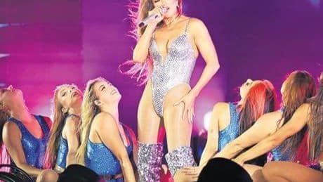 Jennifer Lopez İstanbul'da fırtına estirdi