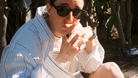 The Comedian Robby Hoffman Steals Scenes in ‘Hacks’ and ‘Dying for Sex’