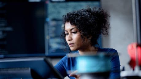 ’Ik ben bang dat ik door AI mijn werk kwijtraak, wat kan ik doen?’