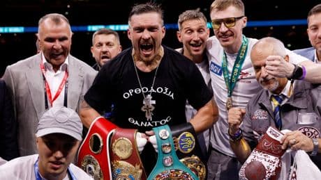 Bokser Oesyk verslaat Dubois met een knock-out en is weer wereldkampioen