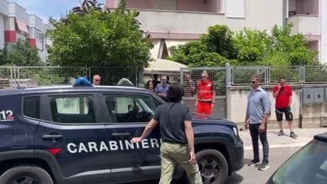 Uccide la moglie con un colpo di pistola: arrestato ottantenne