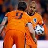 Lezers adviseren Ronald Koeman: kies voor aanval met Donyell Malen en Wout Weghorst