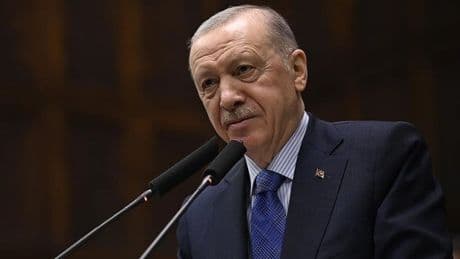 Erdoğan bu kez sokak röportajlarını hedef aldı: 'Eline mikrofon alan sokakta terör estiriyor'