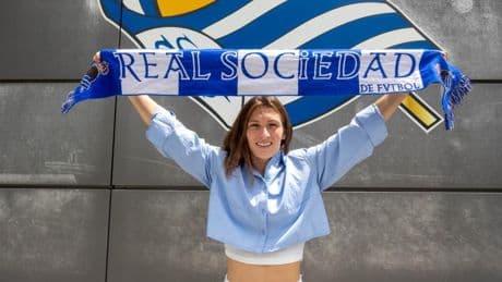 La Real saca el carnet exclusivo para el fútbol femenino