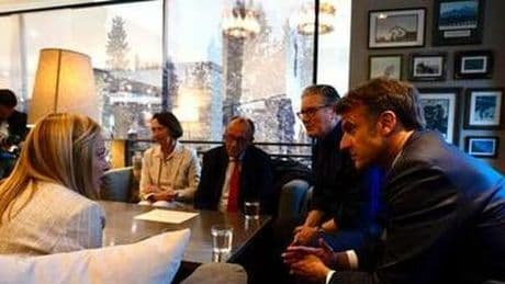 Dazi Usa, Meloni cauta: intesa da ultimare. Si tratta per salvare alcol e farmaci