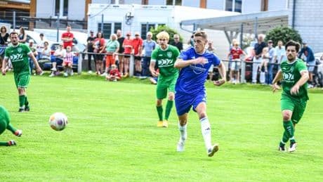 Früherer Freiburg-Profi: "Angespannt wie früher": Nils Petersen kickt in Kreisliga