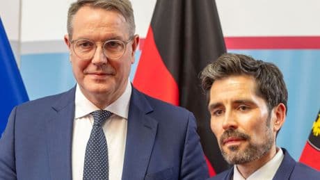 Landtagssitzung: Landtag mit neuem Bildungsminister und Bestattungsrecht