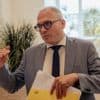 Was het 42 miljoen, 640 miljoen of 1,5 miljard? Vlaanderen wil eindelijk weten wat consultants écht kosten