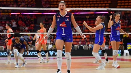 Mondial de volley : Héléna Cazaute, capitaine convaincante