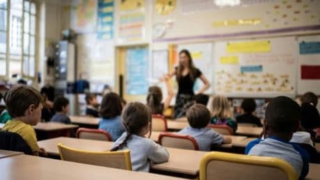 INFOGRAPHIE. À combien s'élèvent vraiment les salaires des professeurs des écoles, collèges et lycées?