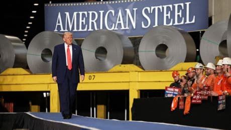 Trump annonce vouloir doubler la surtaxe sur l'acier et l’aluminium importés, pour la passer à 50%