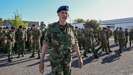 Un almirante en la reserva lanza su candidatura para la Presidencia de Portugal con los sondeos a favor