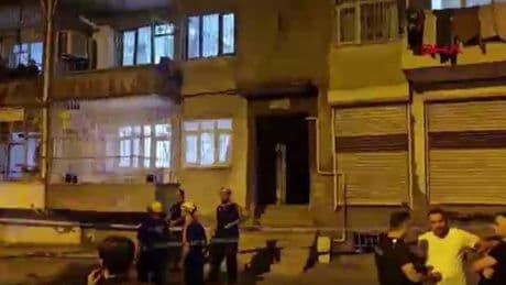 Diyarbakır’da 'apartman sallandı' iddiası üzerine 5 katlı bina boşaltıldı