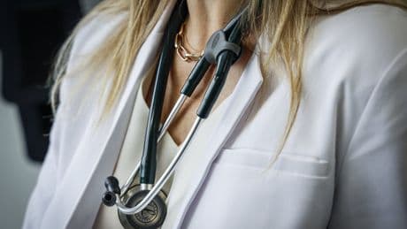 B.C. recruting blitz nets almost 800 U.S. health-care worker applications in 2 months