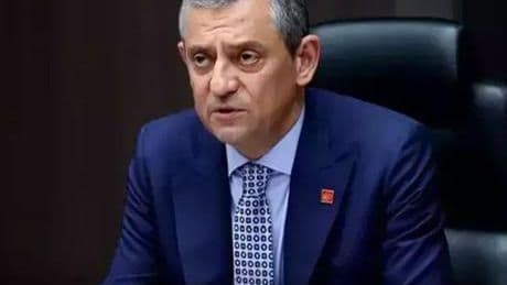 CHP Genel Başkanı Özel, canlı yayında soruları yanıtladı