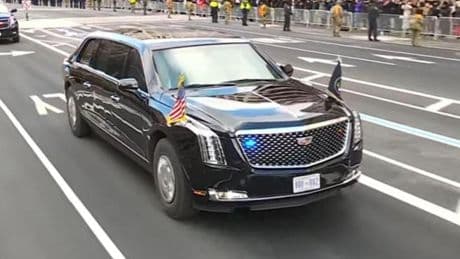 Tutti i segreti del «The Beast», la super limousine presidenziale su cui hanno viaggiato Trump e Putin