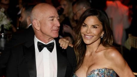 Jeff Bezos e Lauren Sanchez, il matrimonio da mille e una notte a Venezia va di traverso ai veneziani
