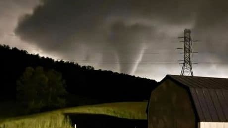 Hunderttausende Haushalte ohne Strom - Mindestens 21 Tornado-Tote in den USA