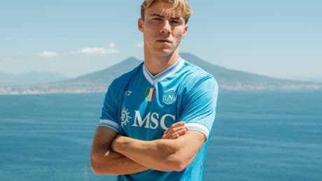Rasmus Hojlund ‘considers himself better’ than Benjamin Sesko after Man Utd exit