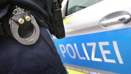 Verurteilter Amokläufer: Straftäter flüchtet bei Ausgang aus Psychiatrie