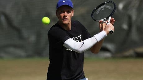Wimbledon 2025: Jannik Sinner injury latest as world No1 pictured wearing arm protection