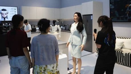 En Chine, le premier centre commercial dédié à la vente de robots humanoïdes ouvre ses portes