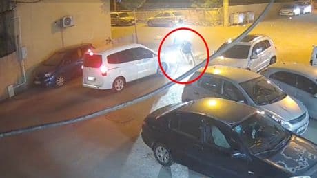 "Dur" ihtarına uymadı, kaza yapınca yaya olrak kaçtı: O anlar kamerada
