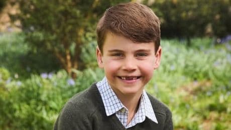 William et Kate dévoilent une photo inédite du prince Louis pour ses 7 ans
