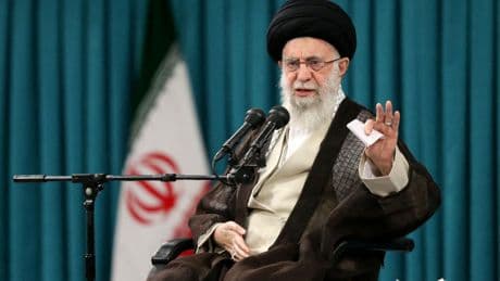 Israël-Iran : Khamenei affirme que les États-Unis ont reçu une «gifle cinglante» et que l’État hébreu a «failli s’effondrer»
