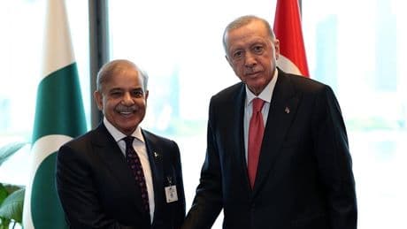 Pakistan Başbakanı Şerif'ten Cumhurbaşkanı Erdoğan'a teşekkür: Beni derinden etkiledi