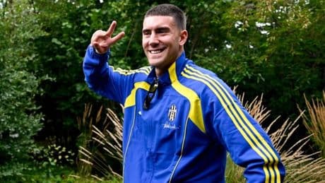 <p>Calciomercato Juve, l&rsquo;ipotesi Vlahovic e la dura legge di Comolli. Hjulmand, mossa disperata</p>