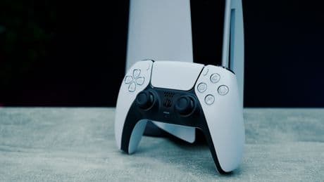 PS5-Spiele unterwegs zocken: Sony soll an komplett neuer PlayStation arbeiten