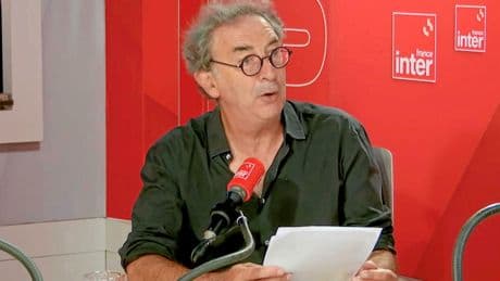 Guerre ouverte entre François Morel et « L’Incorrect » : après la vidéo Legrand-Cohen, la riposte fuse sur CNews