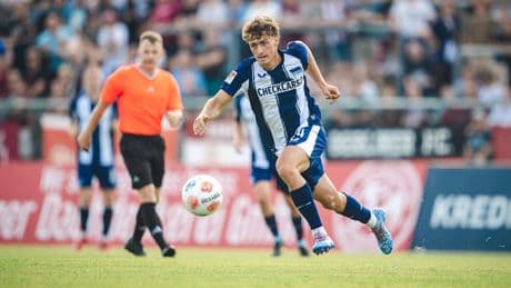 Tor und Vorlage - Traum-Debüt für Hertha-Star Krattenmacher