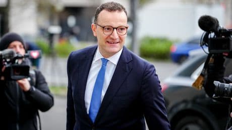 Bundestag | CDU-Zusammenarbeit mit der AfD: Der »mutige« Jens Spahn