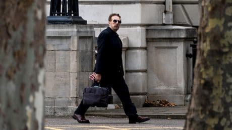 Le Nine O’Clock Service, la folle dérive sectaire et sexuelle d’un mouvement « rock » de l’Église d’Angleterre