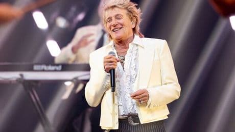 Rod Stewart makes harrowing death prediction as he speaks out after health battle