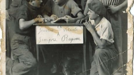Quarto Camurri, la storia dell’ottavo partigiano fucilato insieme ai fratelli Cervi: “Perseguitato perché distribuiva giornali e rifiutava la camicia nera”