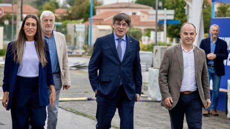 Junts mantiene su estrategia con el PP pese a la presión por el caso Cerdán