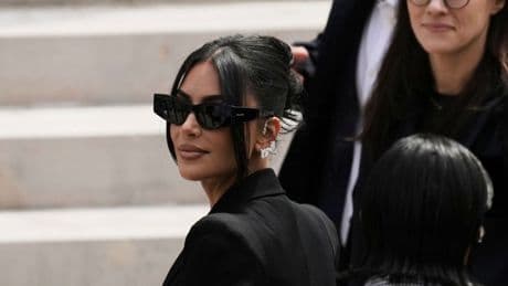 Neun Jahre nach Raub in Paris: Überfall auf Kim Kardashian: Haftstrafen für "Opa-Gangster"