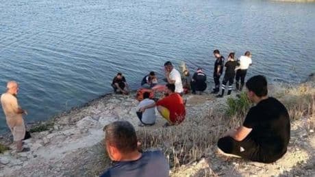 Serinlemek için girdiği Fırat Nehri’nde boğuldu