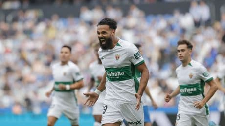 El Elche vuelve a Primera División junto al Levante, dejando al Oviedo y Mirandés en el &#039;playoff&#039;